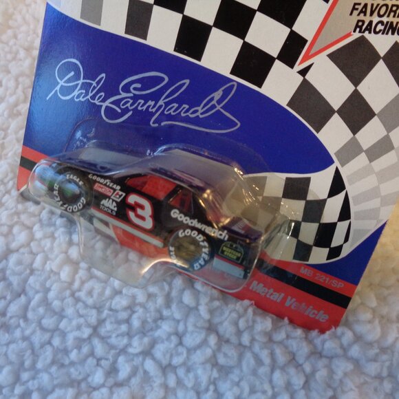 Dale Earnhardt #3 Matchbox Super Stars Goodwrench 1/64 Diecast Car - Picture 6 of 10